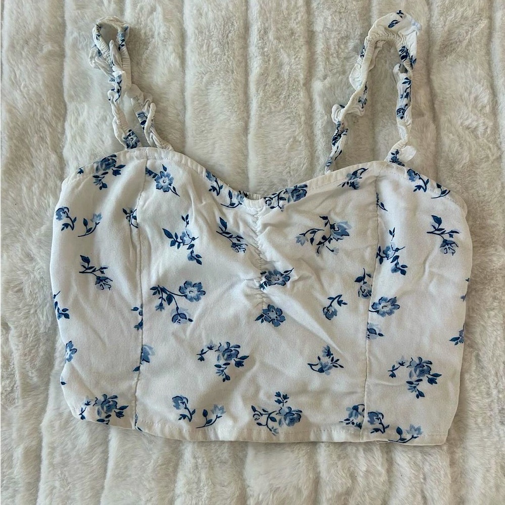 discontinued floral hollister crop top
